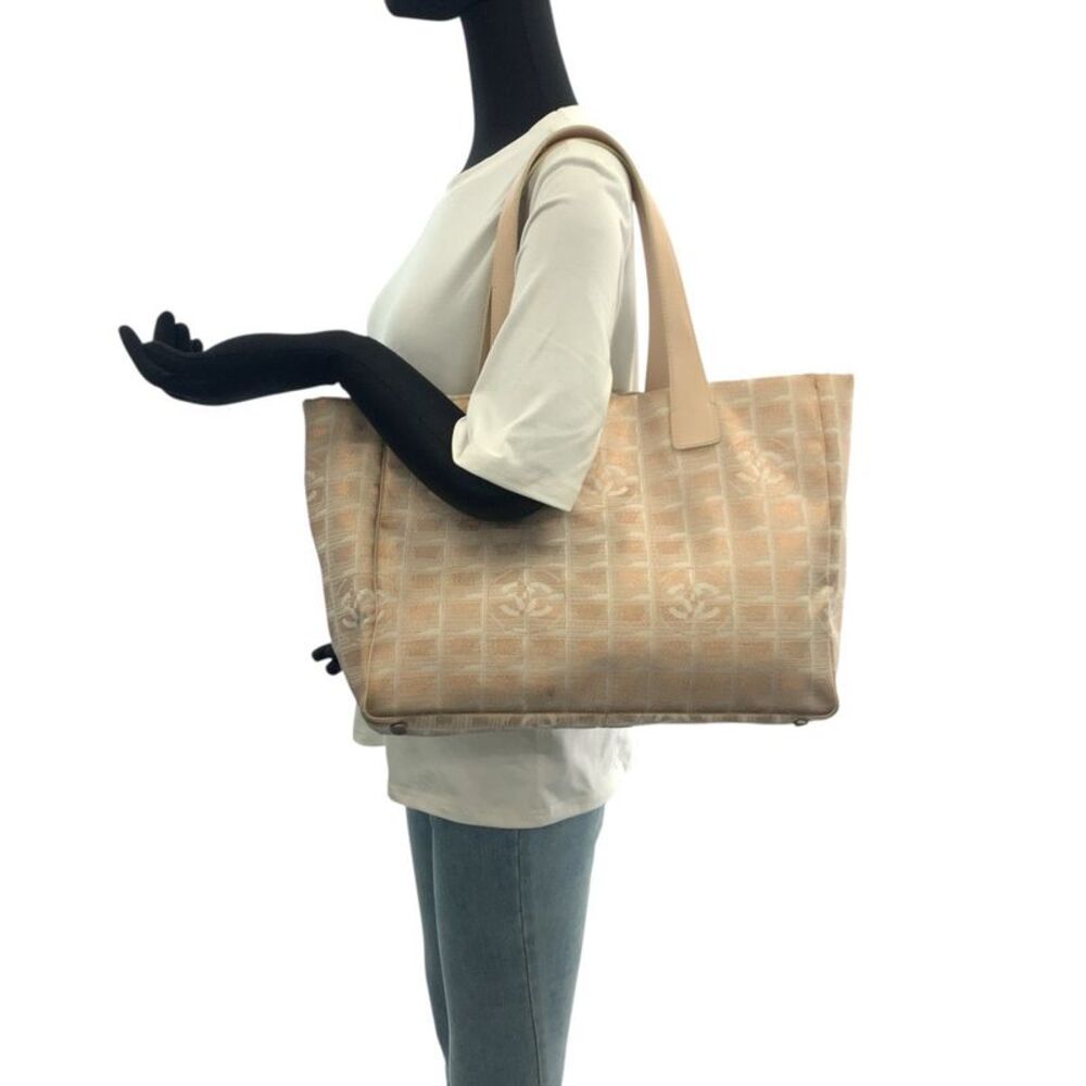 Chanel Vintage Nylon/Leather Tote Bag - Picture 8 of 10